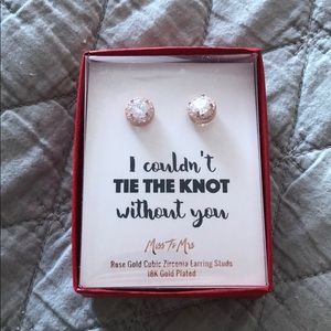 Rose gold cubic zirconia earrings